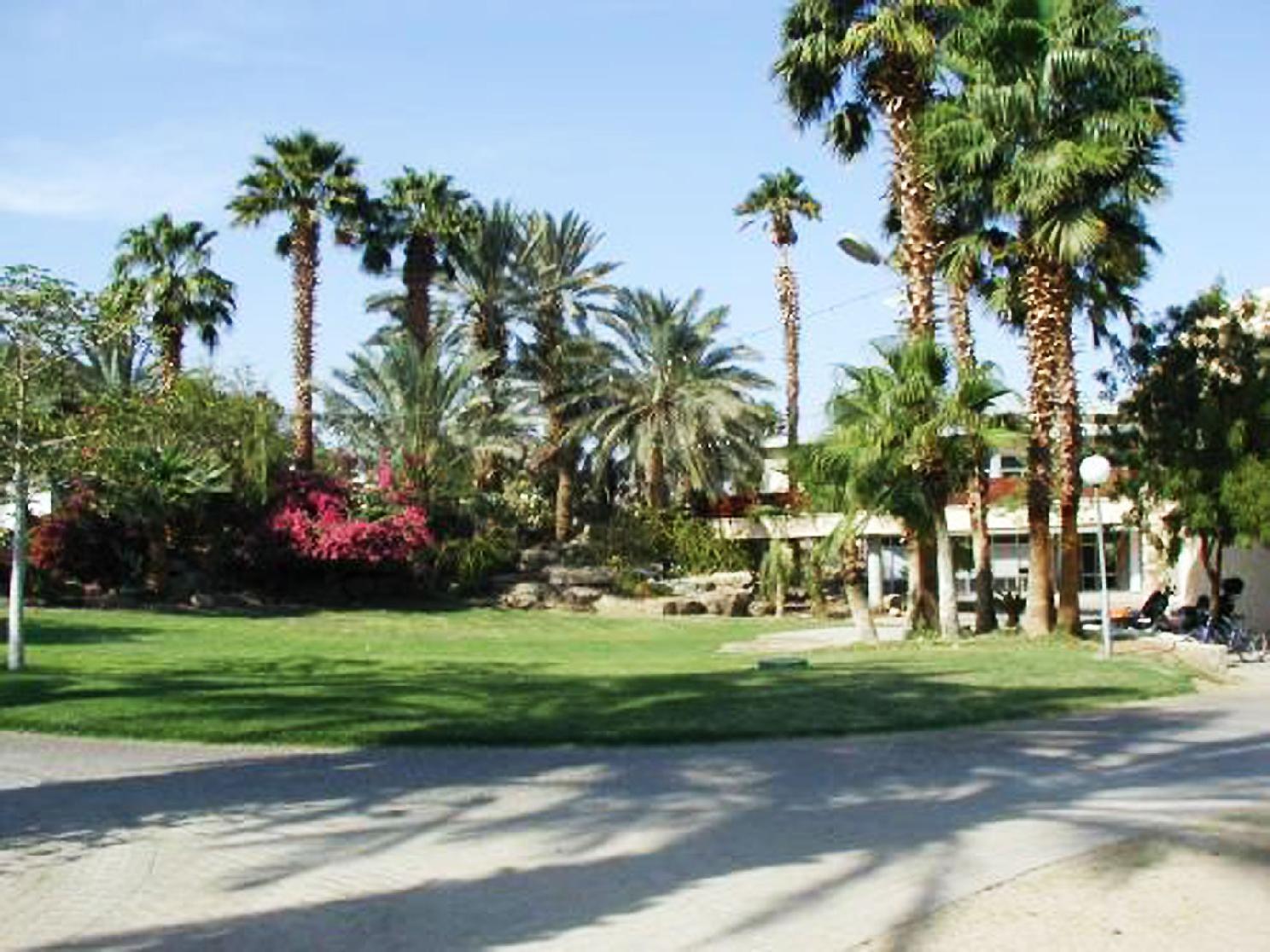 Eilot Kibbutz Country Lodging Eilat Exteriör bild